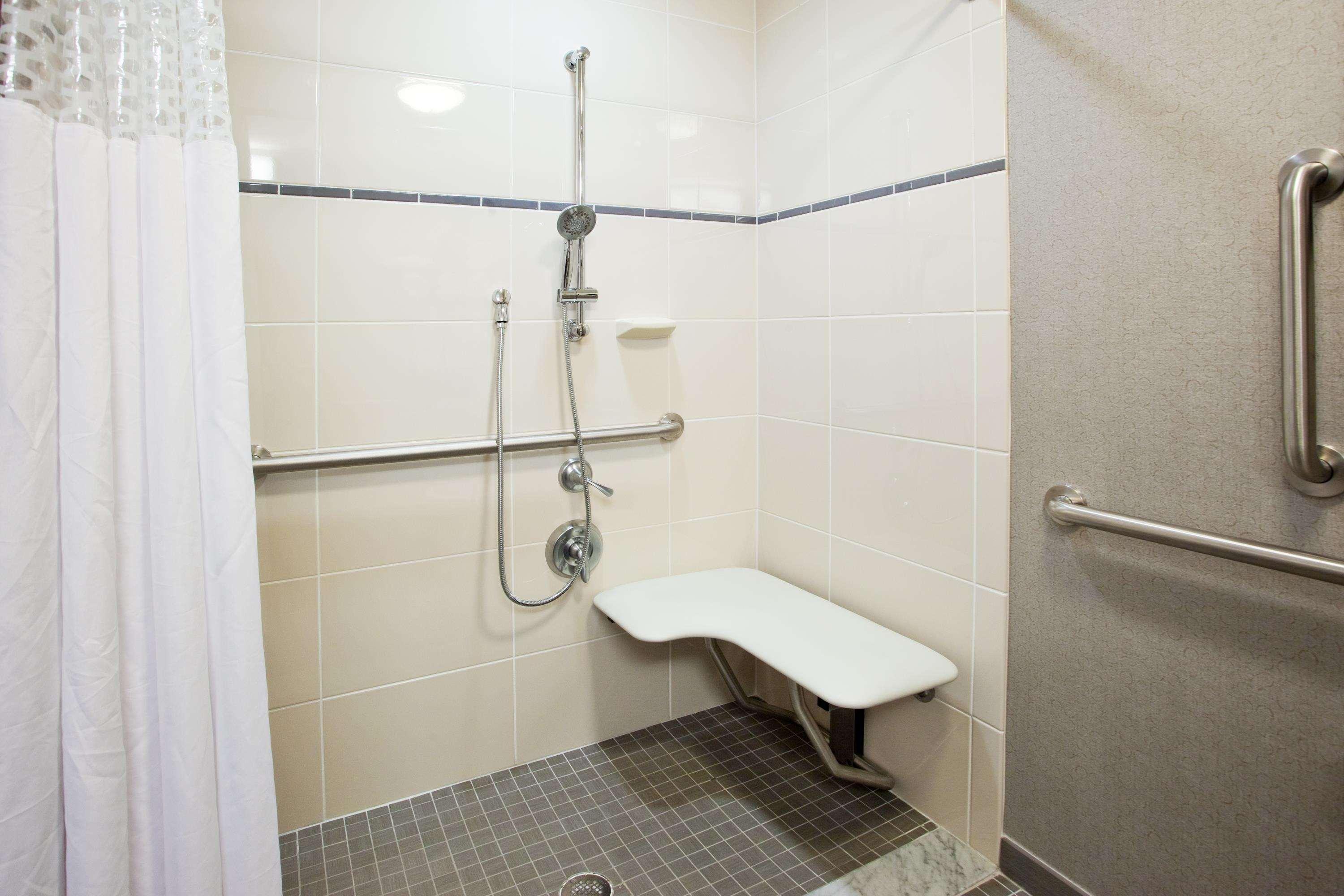 Hampton Inn & Suites Chapel Hill/Carrboro Buitenkant foto