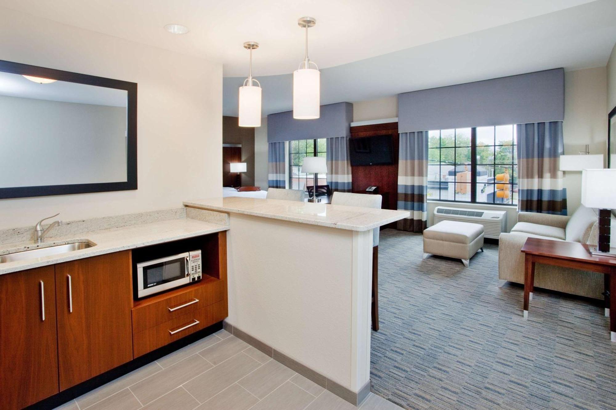 Hampton Inn & Suites Chapel Hill/Carrboro Buitenkant foto
